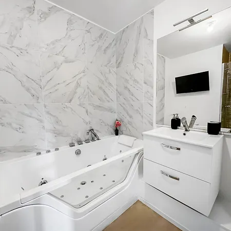 Rive Droite Au Portes De Paris Le Blanc-Mesnil